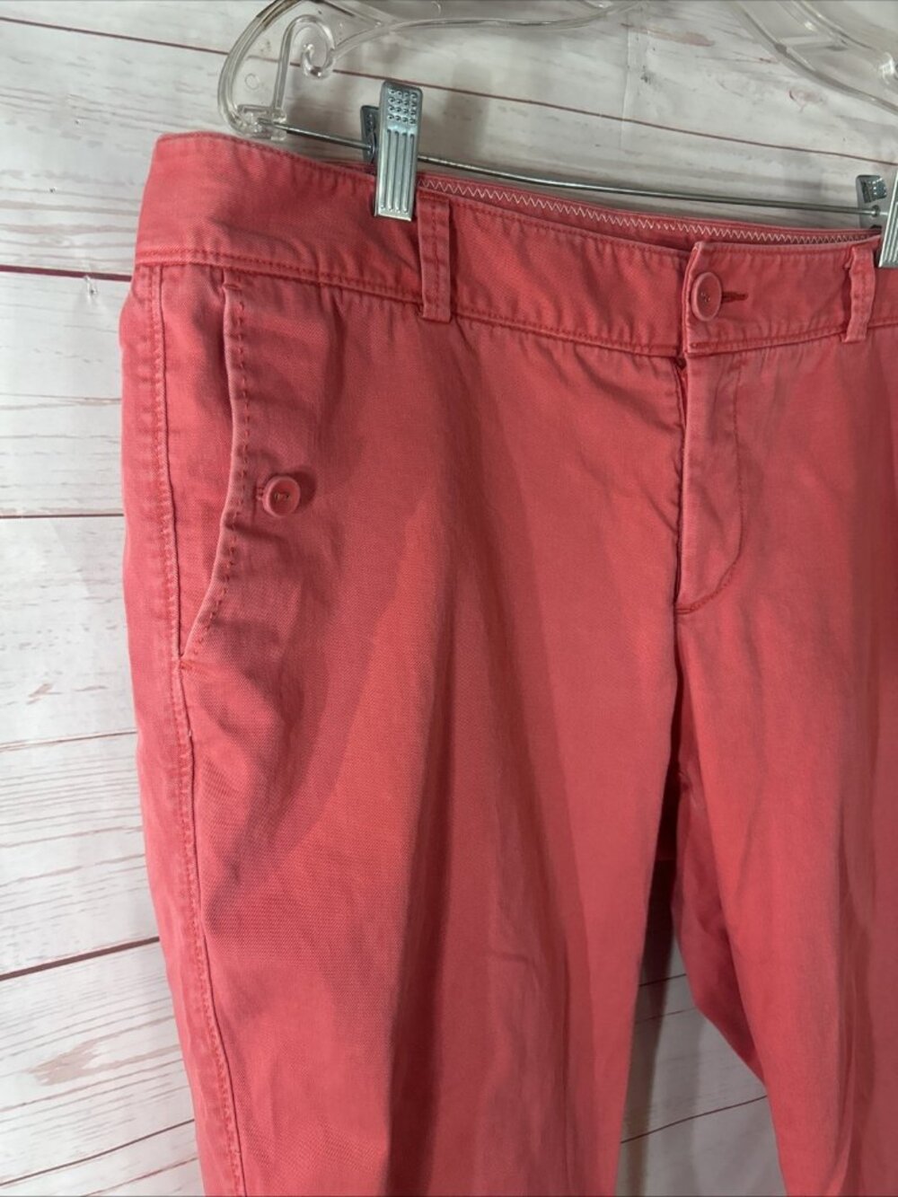 Dockers Cropped Pants Women’s Size 14 Pink coral Capri With pockets & belt loops - Picture 3 of 8